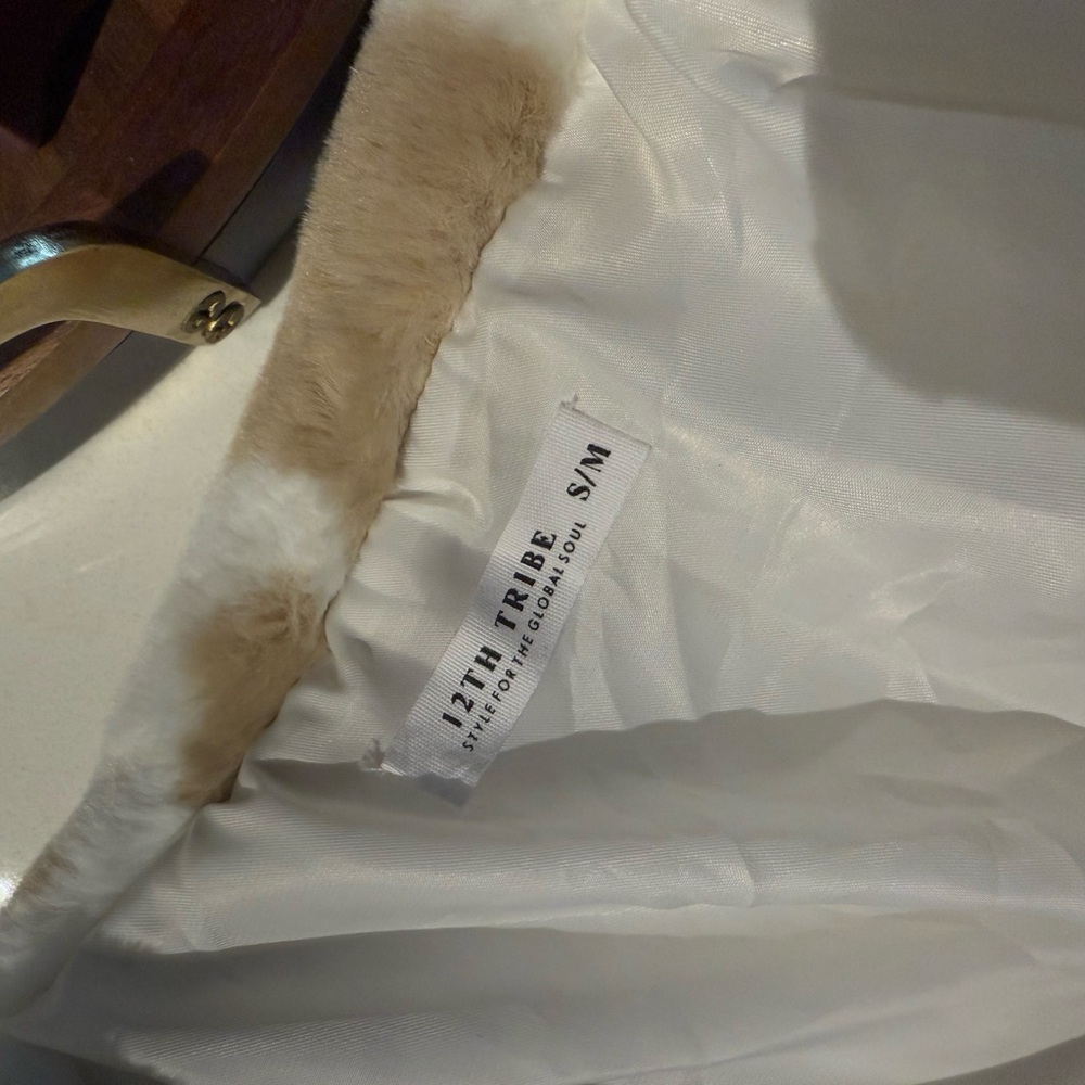 12th Tribe Cream and Brown Teddy Jacket - Picture 4 of 4